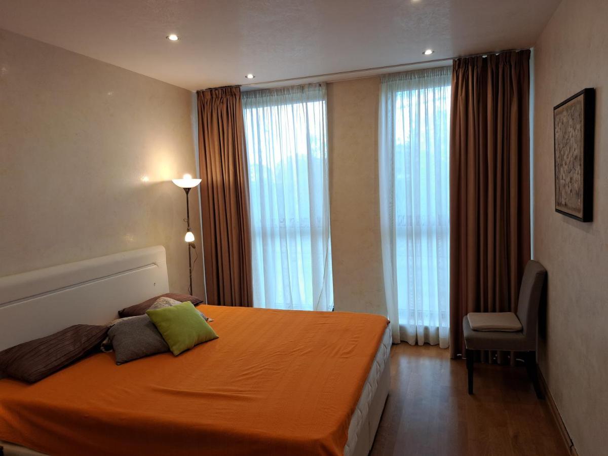 Khách sạn hẻo lánh Andy Service Appartments Riga